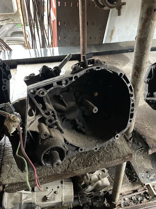 Скоростна кутия дачия логан/dacia logan 1.4 mpi