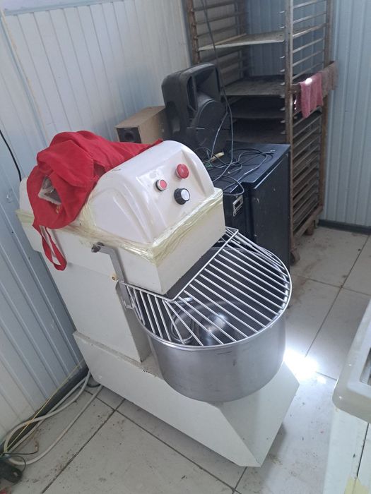 Pishiriq sex sotiladi tayyor biznes