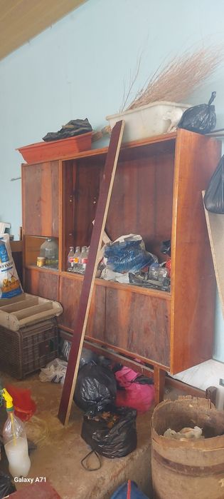 Шкаф стенка состояние хорошо адрес г.Чирчик
