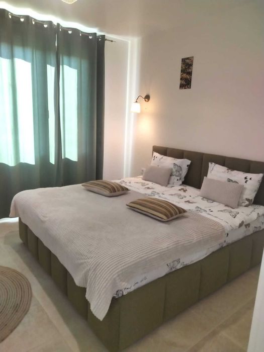 Apartament 120mp + curte generoasa