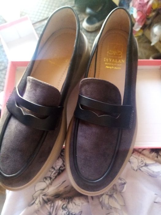 Обувь женские Лофер ы