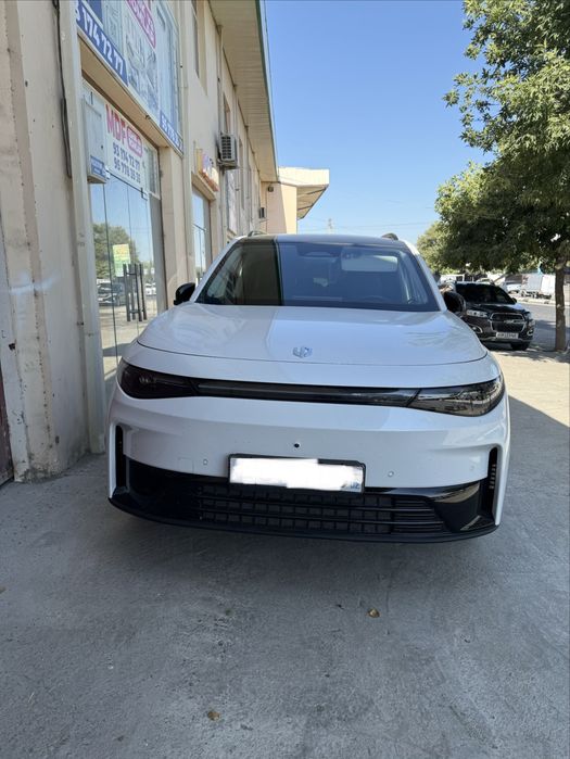 Leapmotor C16 hybrid