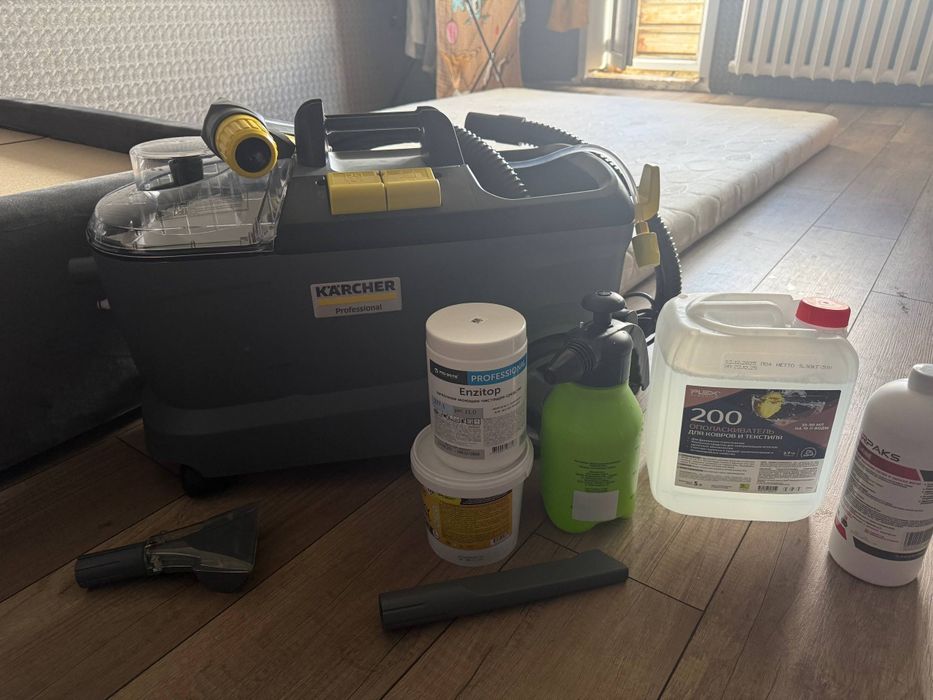 Моющий пылесос Karcher