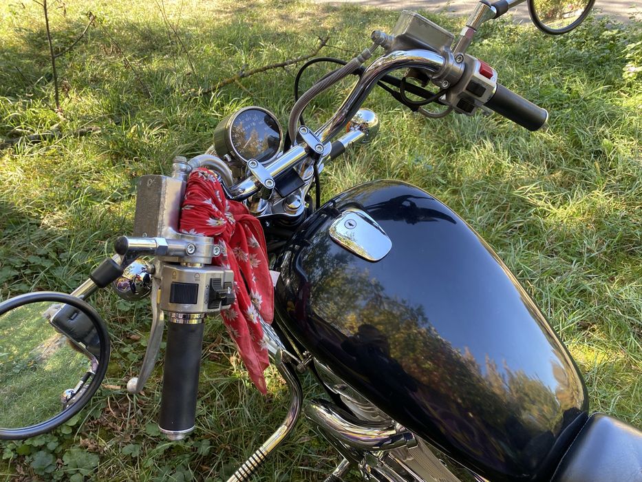 Suzuki Intruder (A2)