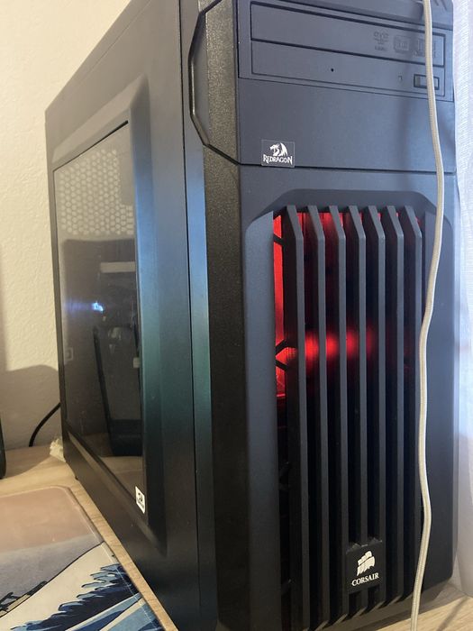 Vand sau schimb pc gaming