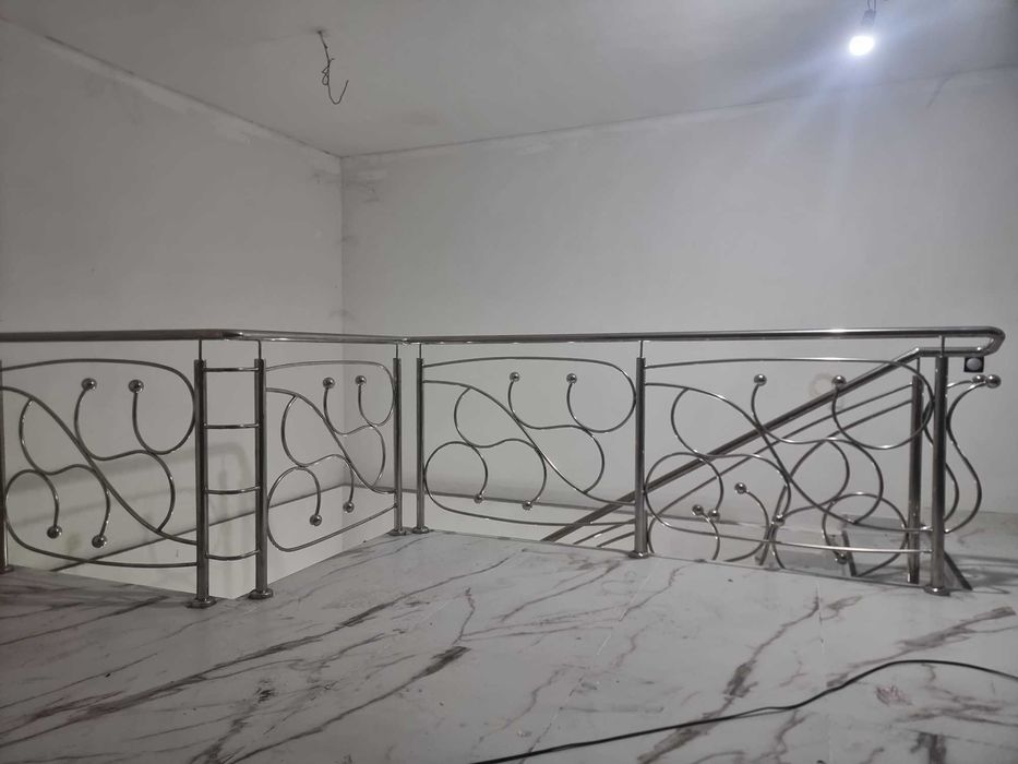 Balustrade din Inox 304 – Calitate Premium | Montaj Profesional