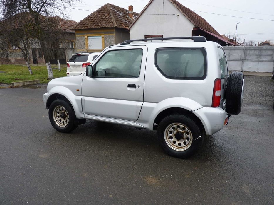 Suzuki Jimny  1.3