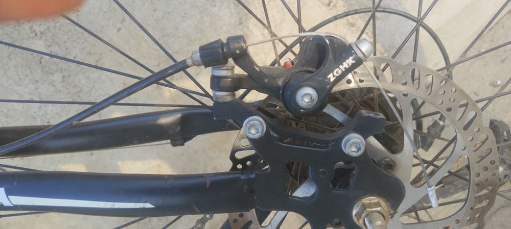 Велосипед велик.
