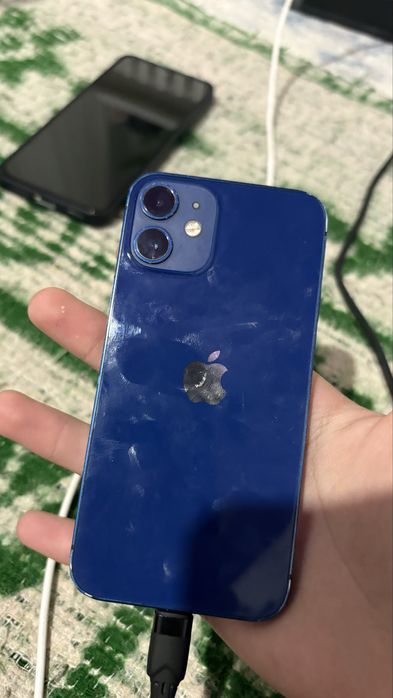 Iphone 12 mini 78 akb