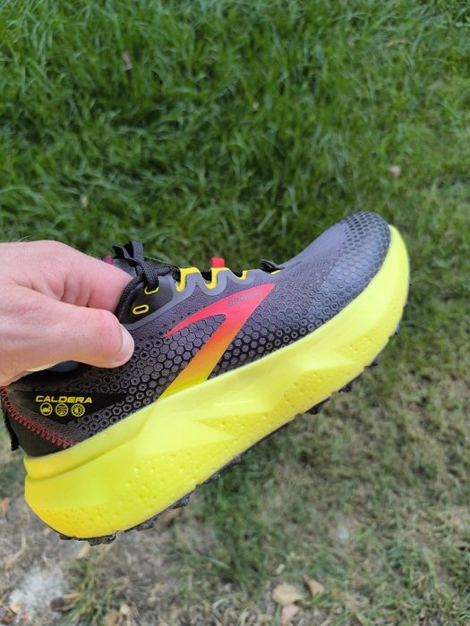 Vand adidasi trail brooks