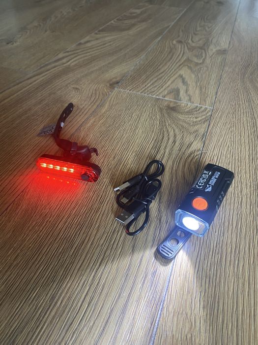 Far si stop LED pentru bicicleta