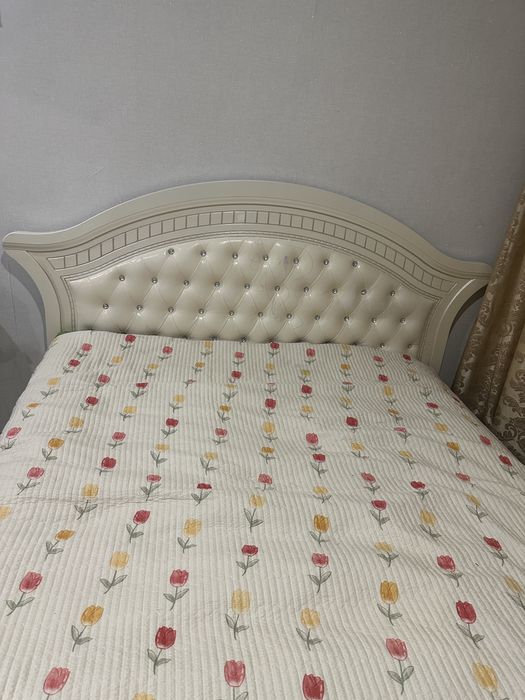 Срочно Продам даухместную кровать евро