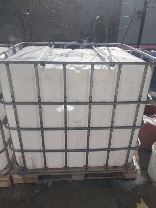 Продам бочку 1 кубовую