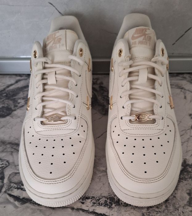 Nike wmns air force 1 оригинални 39 номер