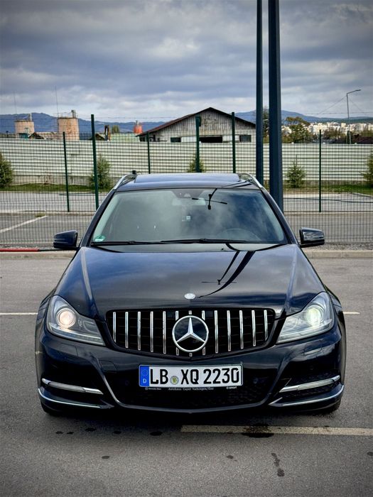 Mercedes-Benz C220 Avantgarde 7G-Tronic Plus