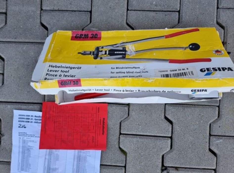 GEISPA GMB 30 Clesti pentru piulite/nituri oarbe