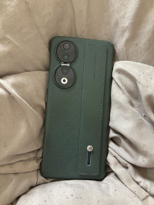 Vand  Honor 90 impecabil