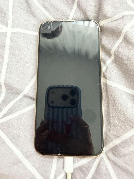 Iphone 13 Pro в безупречно състояние