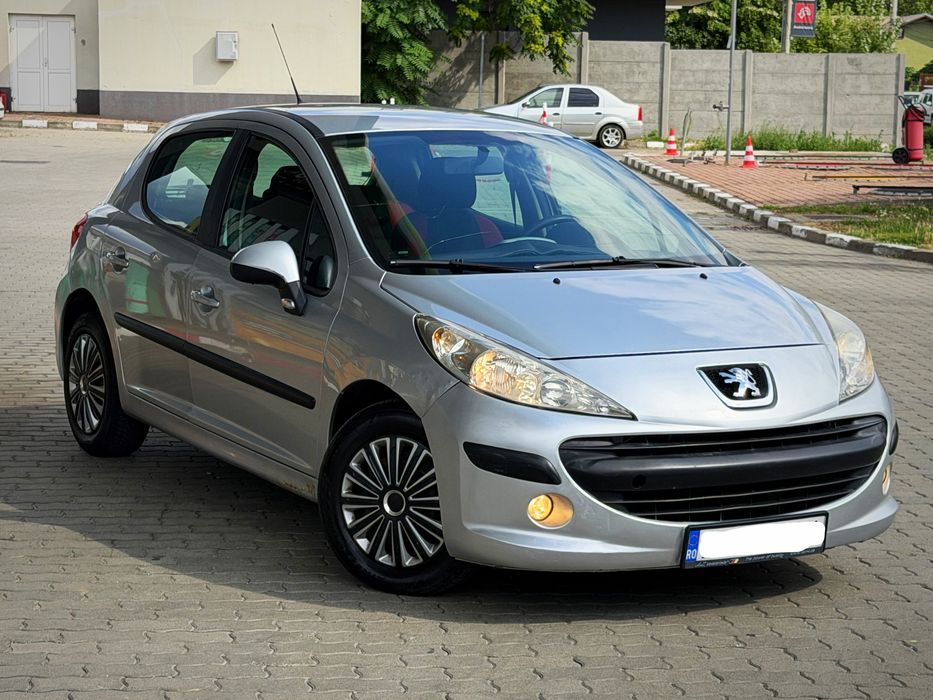 PEUGEOT 207