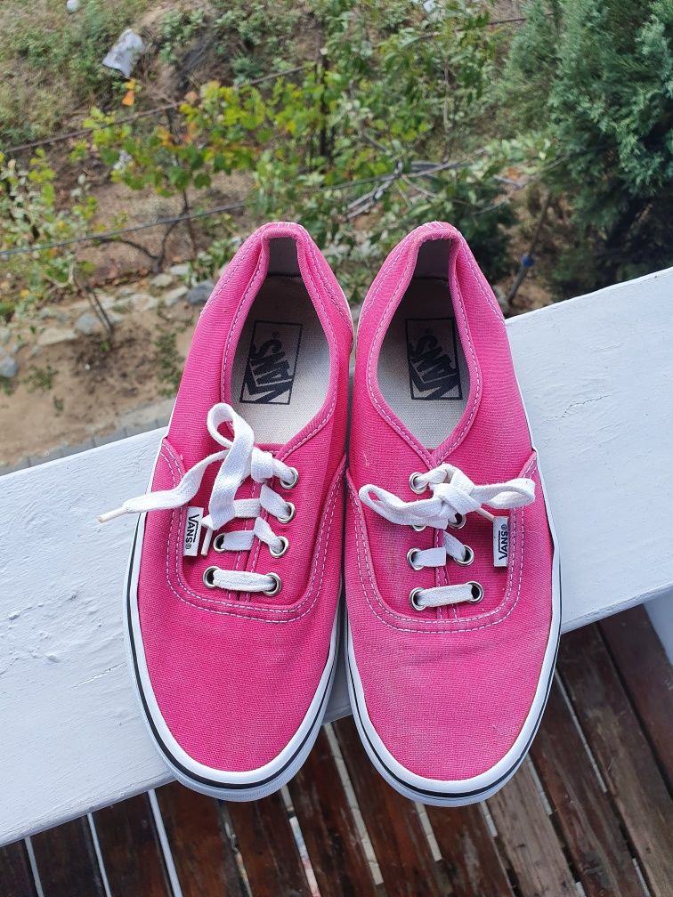 Vans 37.5 sales