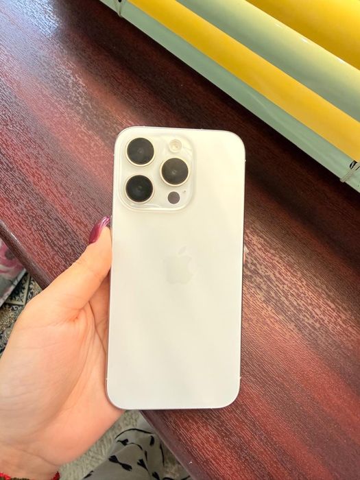 Продается Iphone 15 pro