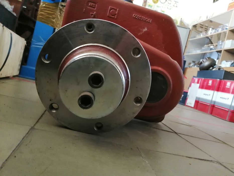 Редуктор на комбайн