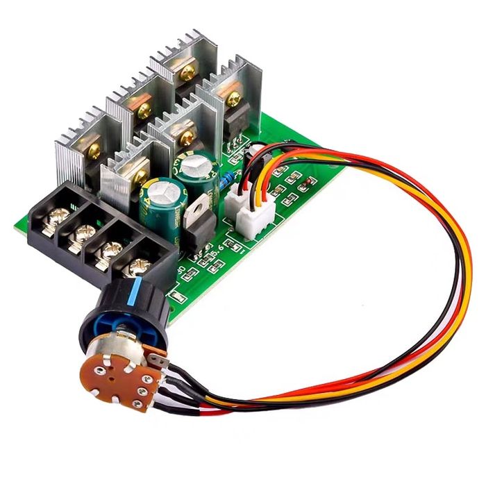 Плата управления оборотов двигателя.