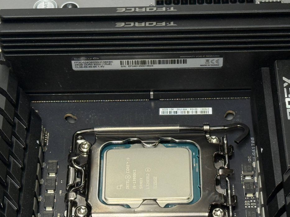 Asus Rog Maximus Z790 Apex / Core i9