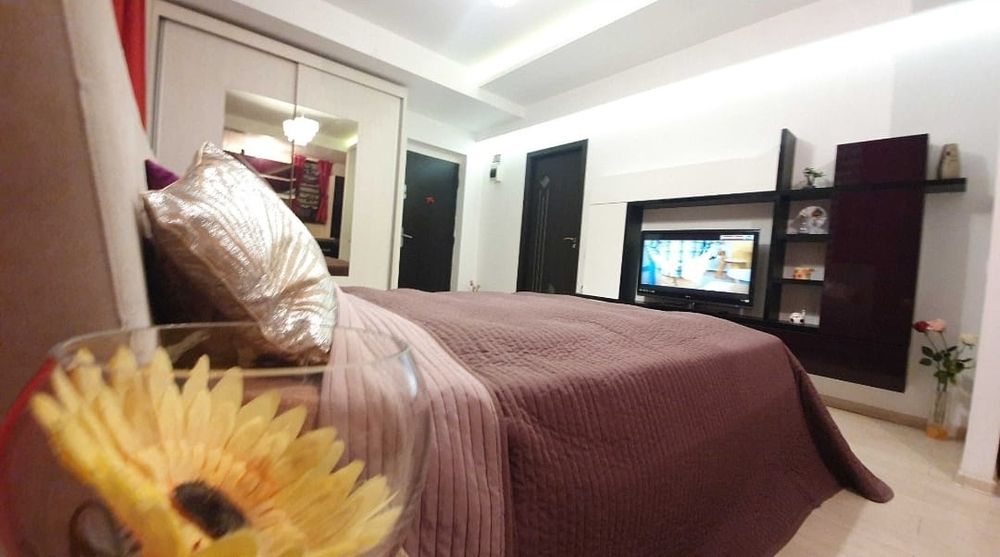 Garsoniera | Decebal | metrou Muncii | Complet mobilata | COMISION 0