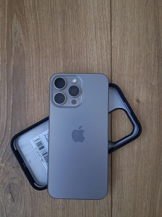 Vând iPhone 15 pro max 256gb În stare perfectă de funcționare
