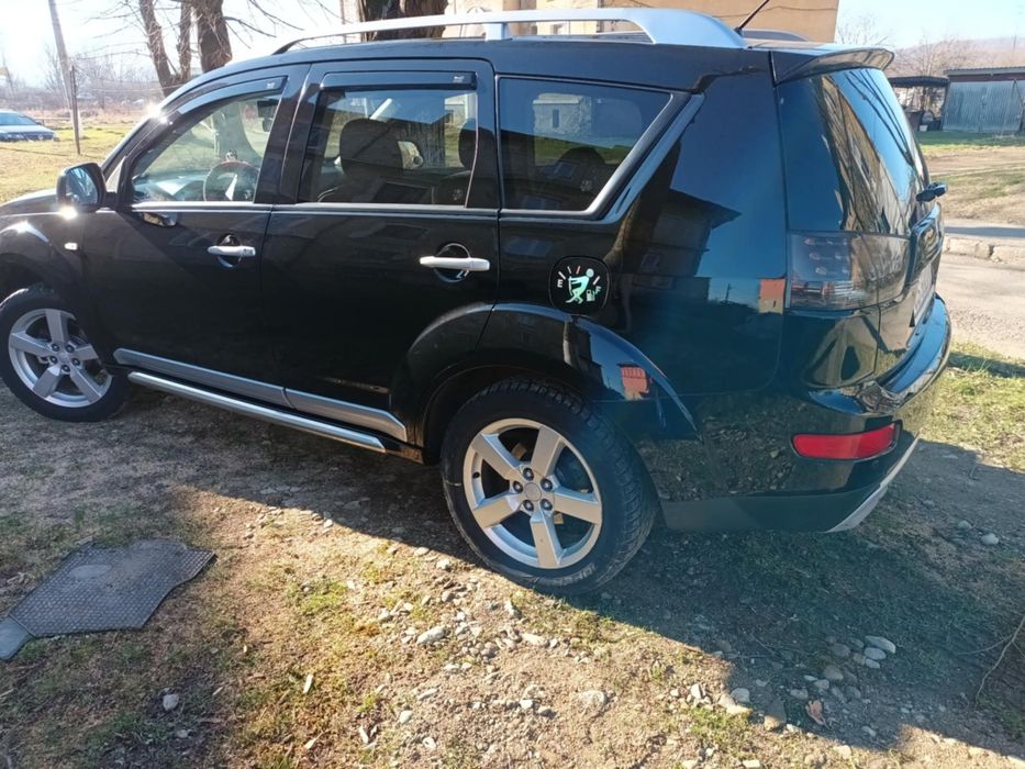Mițubisi outlander 2008