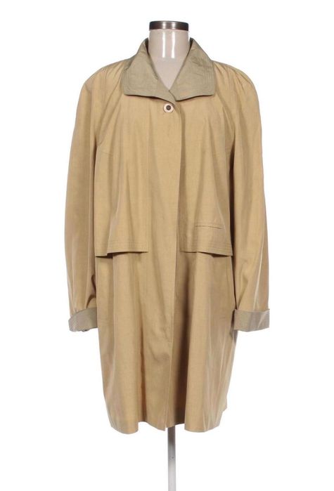 Vand haine dama la sac , in stare foarte buna