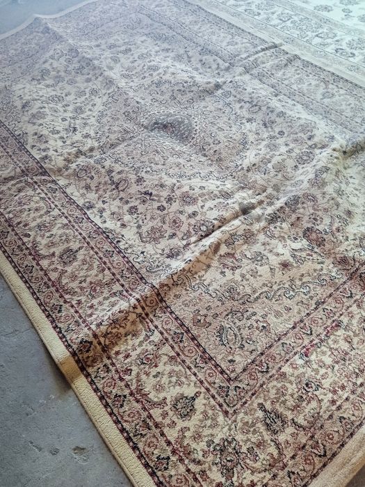 Продам ковер б/у