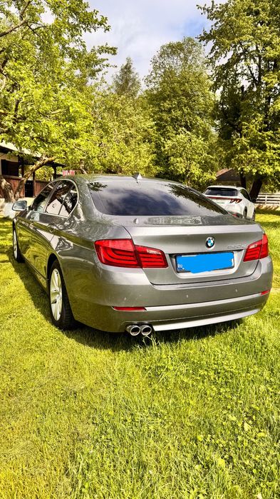 Vând bmw f10 520D