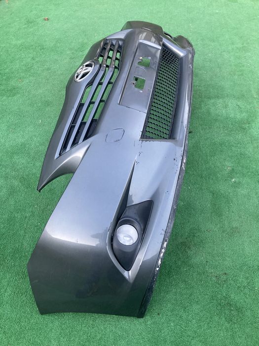 Предна броня за тойота версо/Toyota verso 09-12г