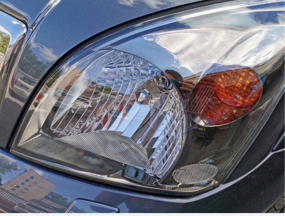 Стекла на фары Прадо