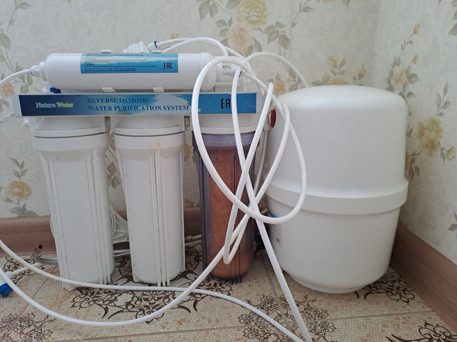 Продам  фильтр для очищения воды.