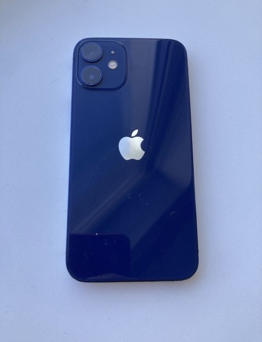 Продам Айфон 12 мини