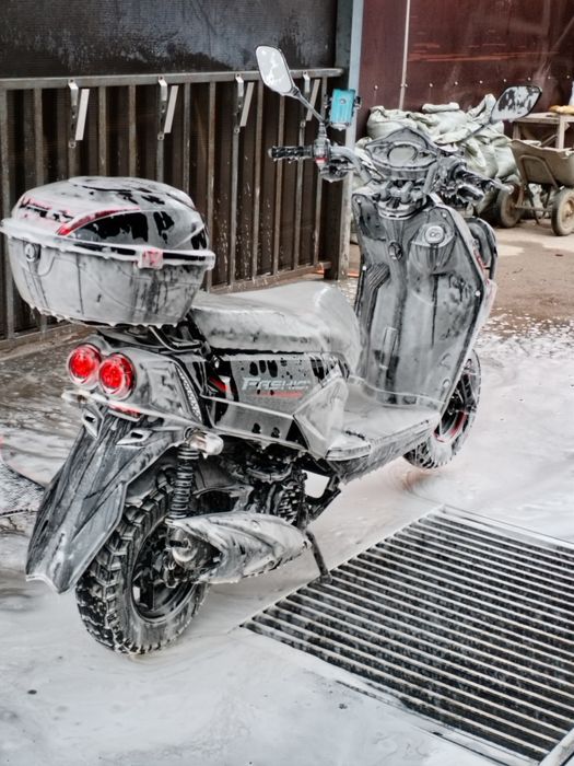 Бумер сатылады бағасы 210келісім бар