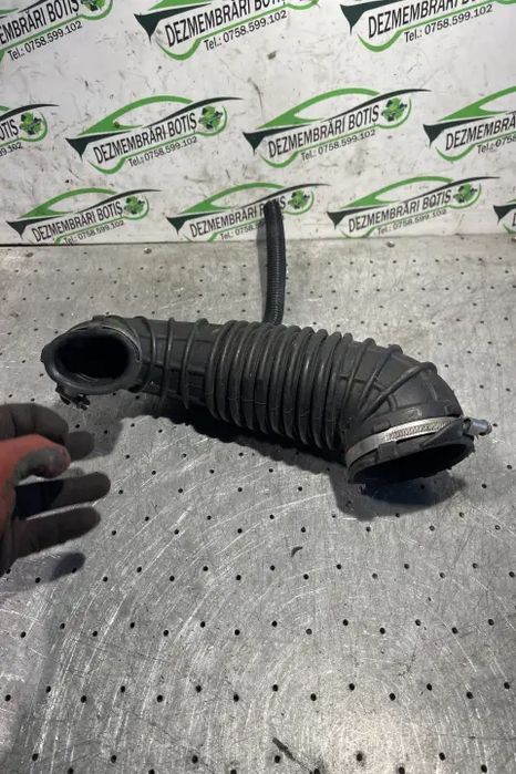 Furtun tub admisie aer turbo 03G 129 629 Audi A4 2008