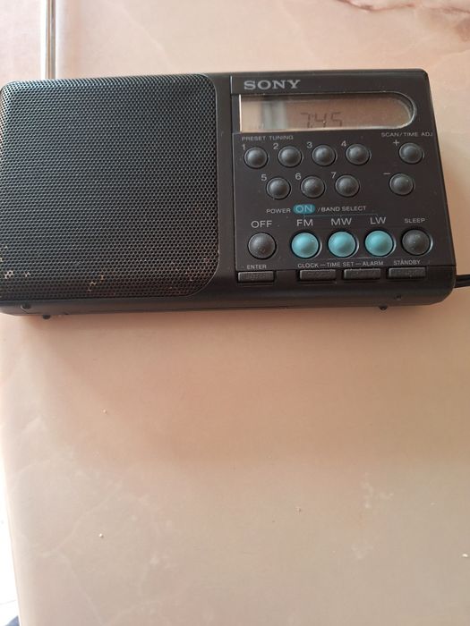 Radio Sony ICF M300 stereo.