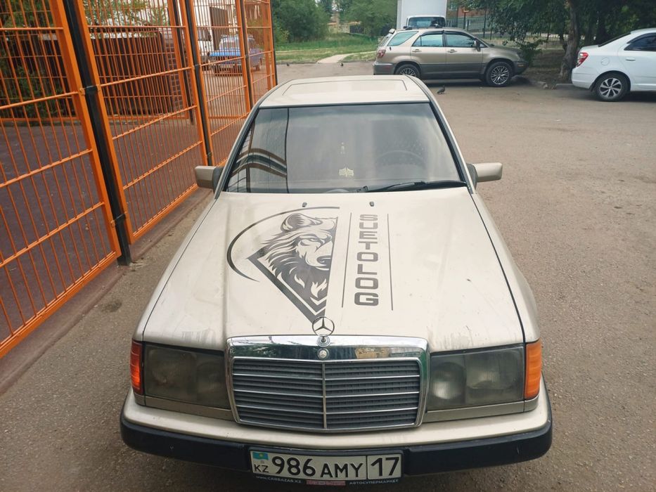 Продам мерс 124 Е в хорошем состоянии