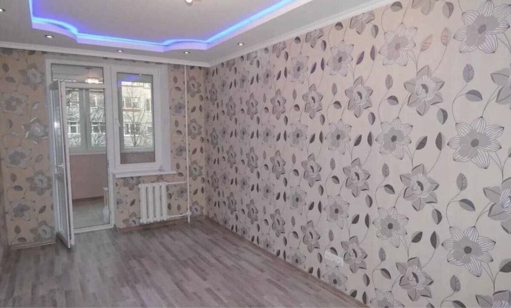 Клею обои, галтели, быстро и качественно!