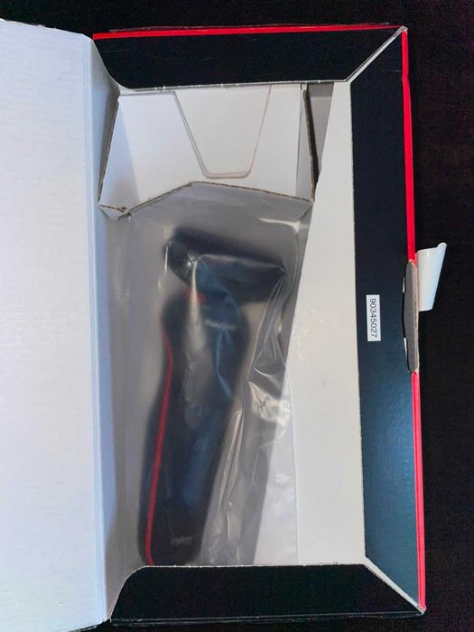 Aparat de ras electric Braun Series 5 51-R1000s Wet&Dry, AutoSense, Easy Clean, Easy Click, 3 elemente de taiere, Rosu/Negru