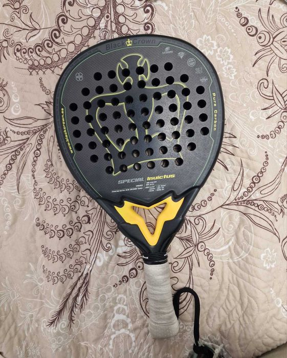 Vand Black Crown Special Invictus (2025), stare ca noua