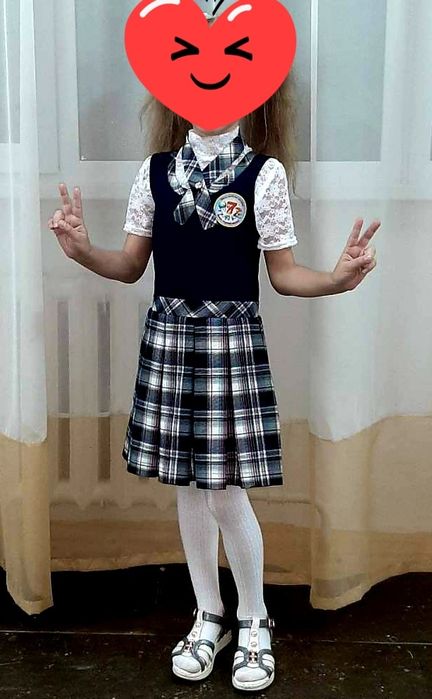 Продам школьную форму