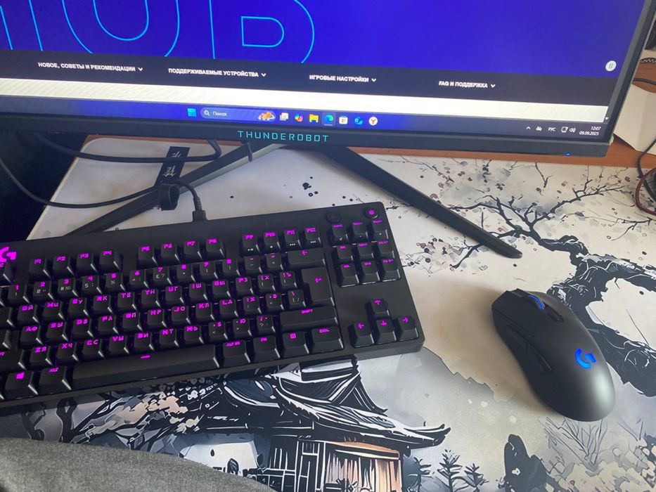 Клавиатура Logitech G PRO черный