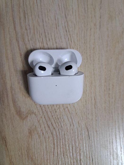 Продаётся наушники