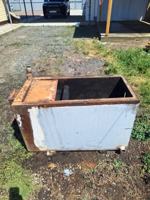 Продам водяной  котел ,на 120 ка