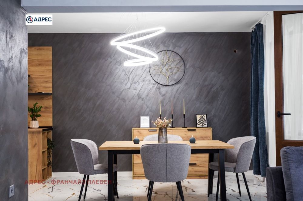 Многостаен в Плевен-Идеален център площ 140 цена 280000